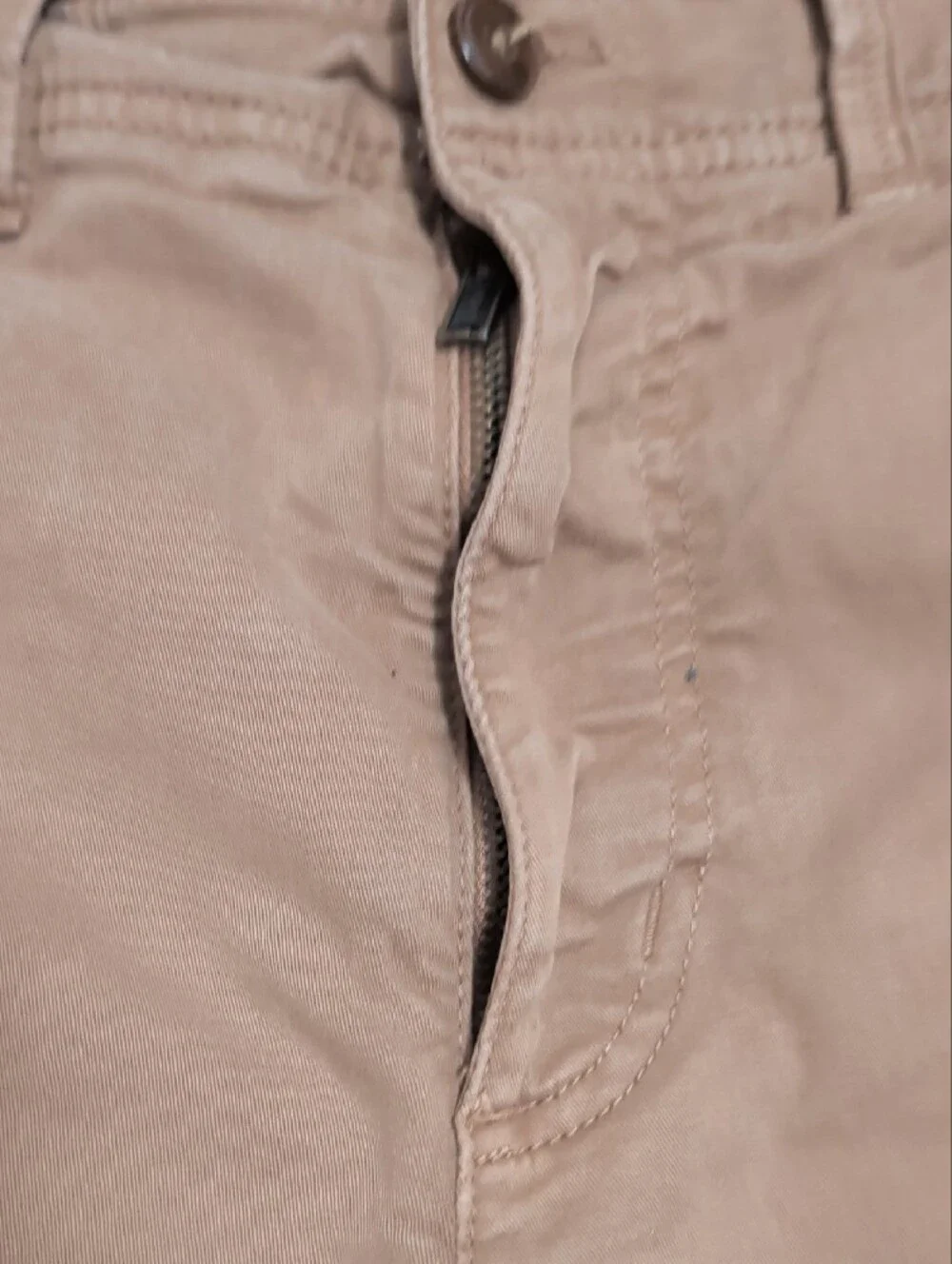 American Eagle Outfitters clean flat